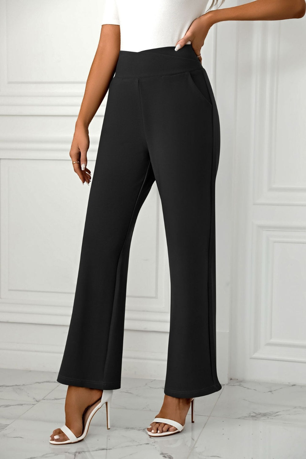 Beautifully Finished Trousers in a Timeless Design