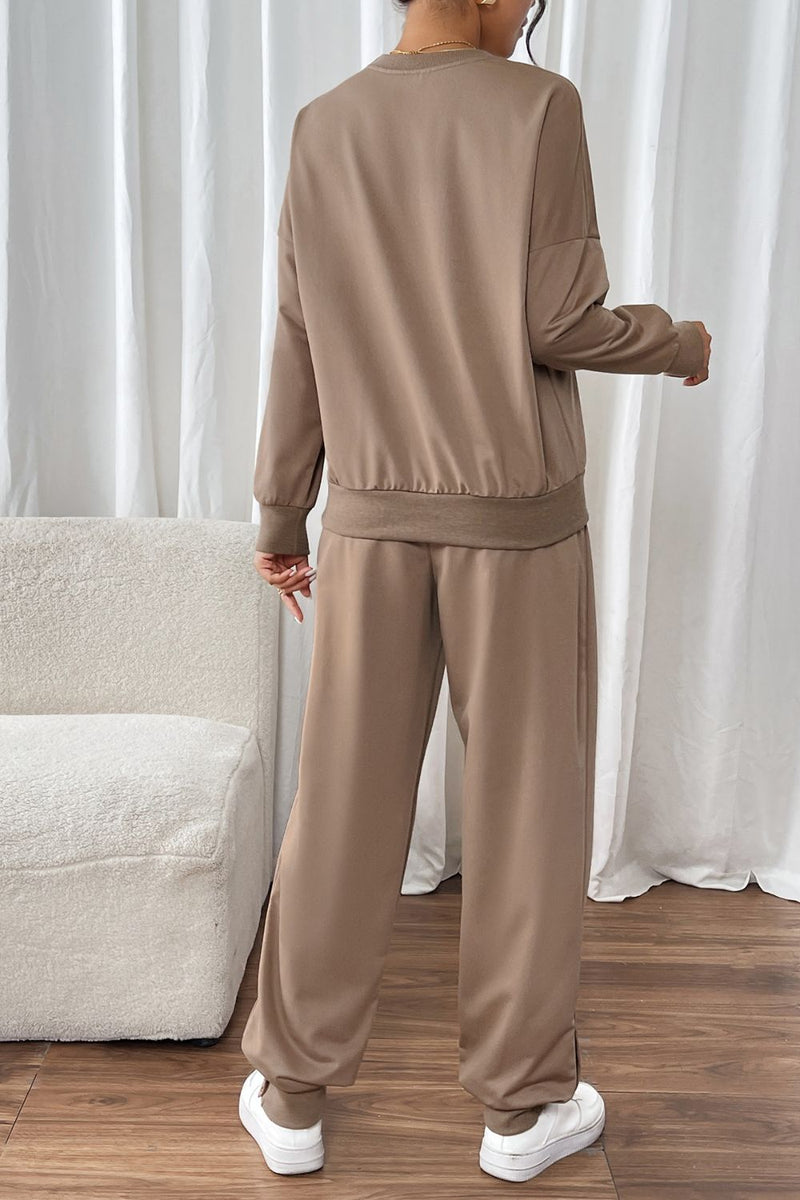 Gracefully Styled Trousers for Any Occasion