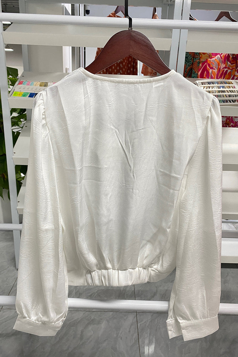 Elegantly Styled Blouse for Everyday Wear