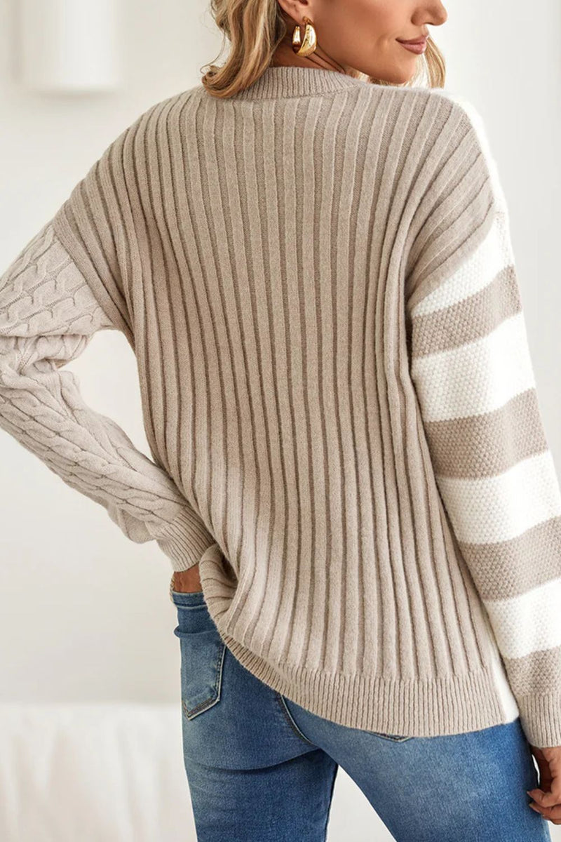 Effortlessly Elegant Sweater with a Timeless Design