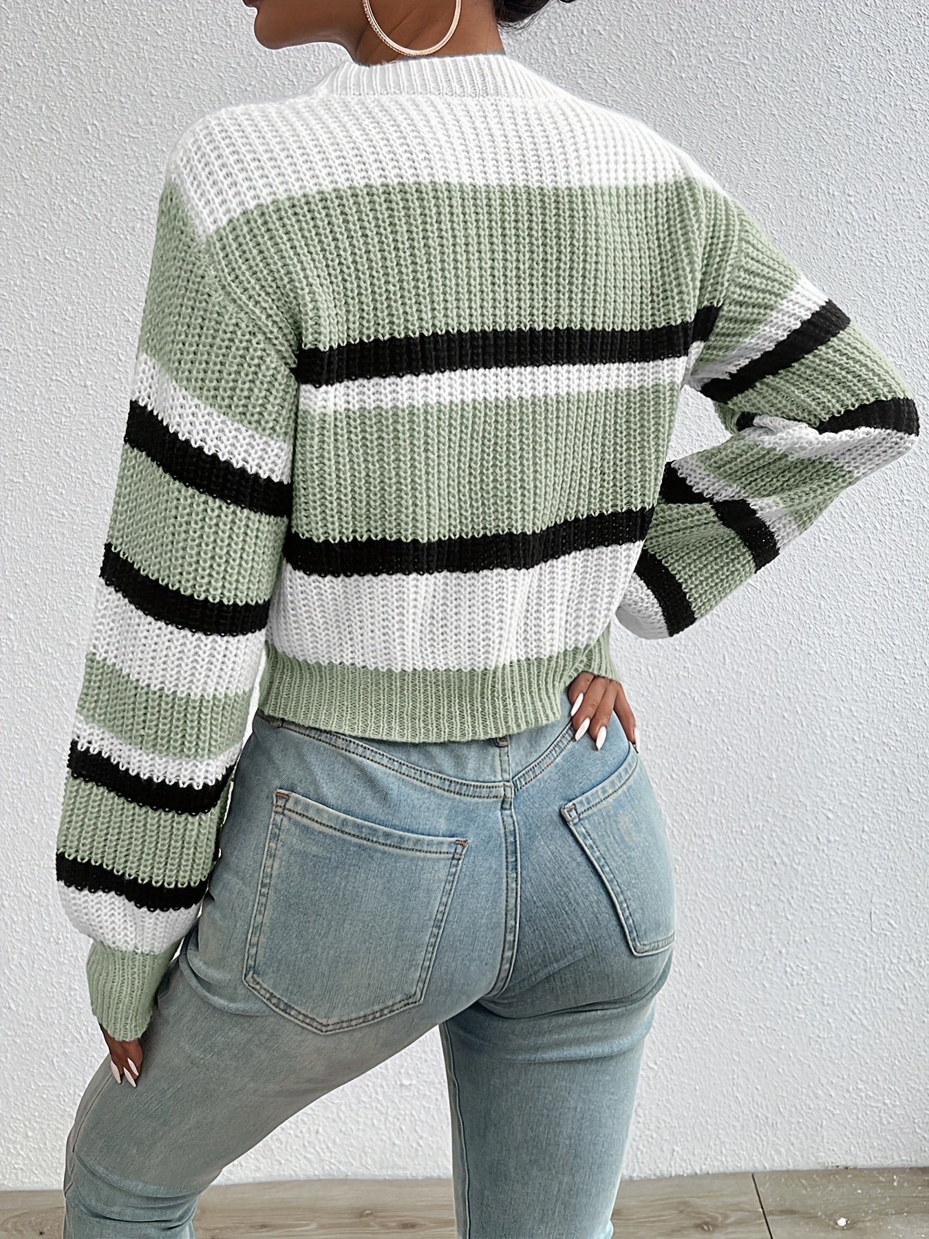 Beautifully Finished Sweater in a Timeless Design