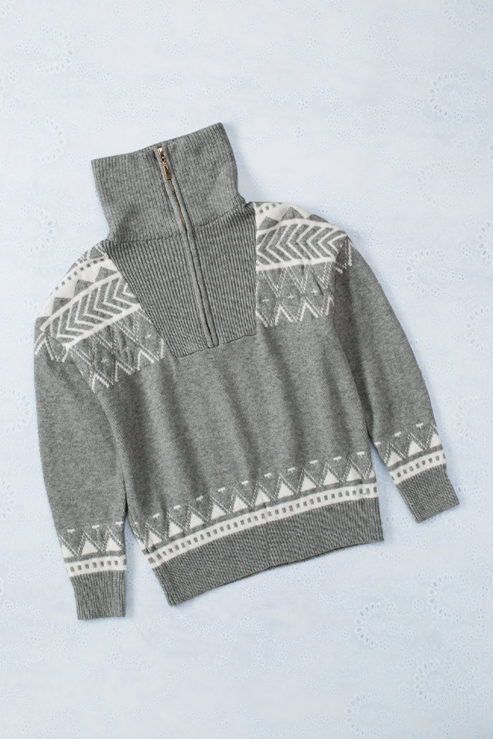 Effortlessly Elegant Garment with a Timeless Design