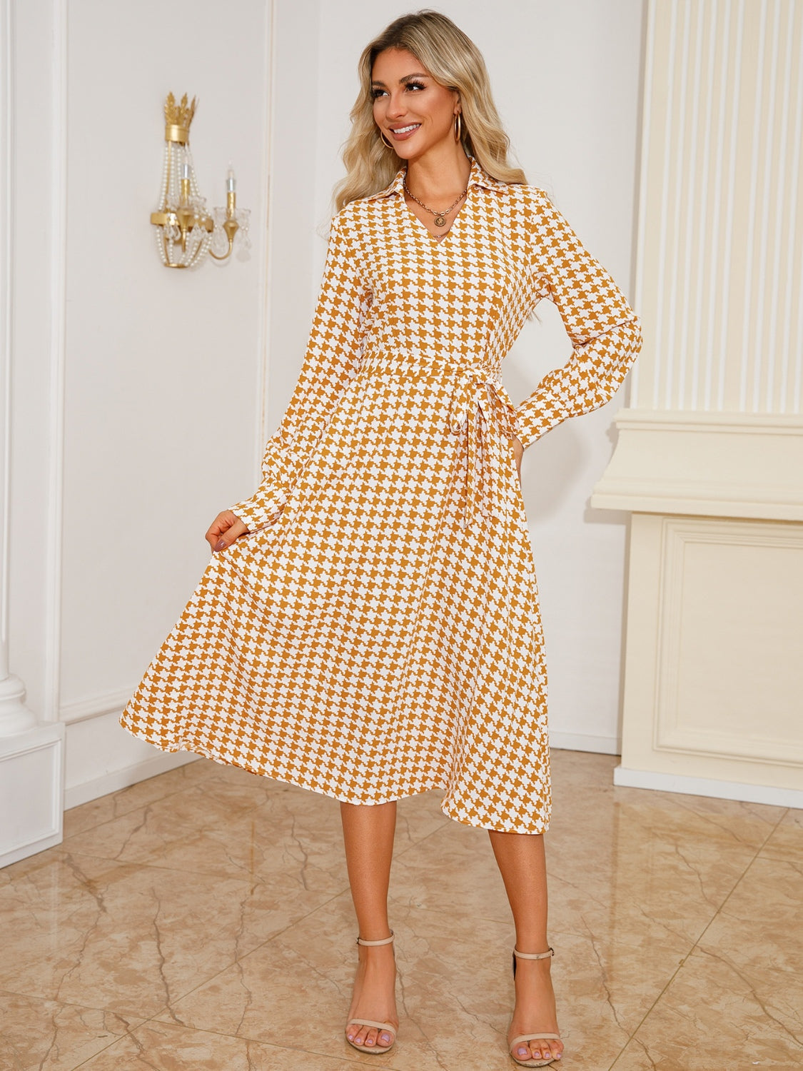 Well Tailored Dress with a Graceful Silhouette
