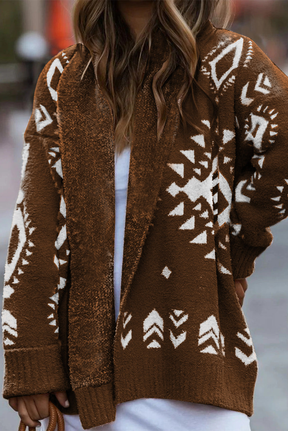 Beautifully Finished Sweater in a Timeless Design
