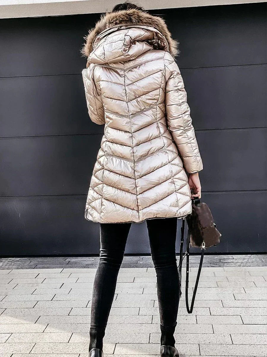 Effortlessly Elegant Coat with a Timeless Design