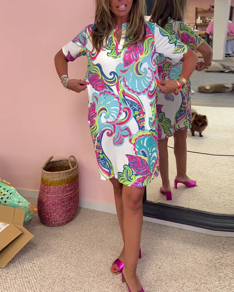 Classic Vintage & Enduringly Stylish Dress