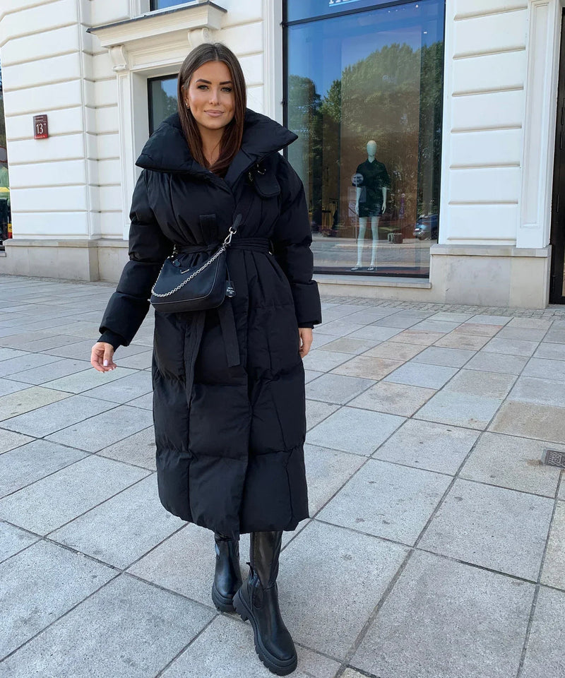 Effortlessly Elegant Coat with a Timeless Design
