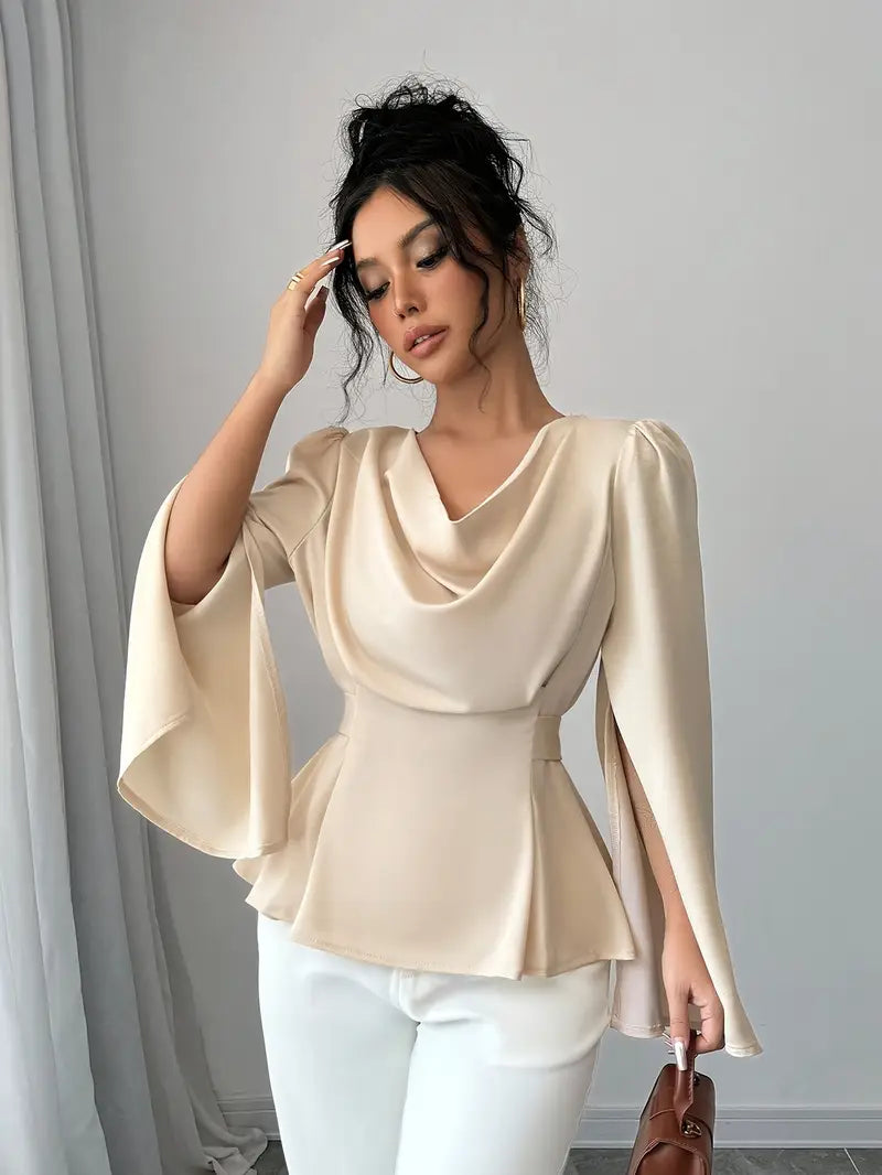 Effortlessly Elegant Blouse with a Timeless Design