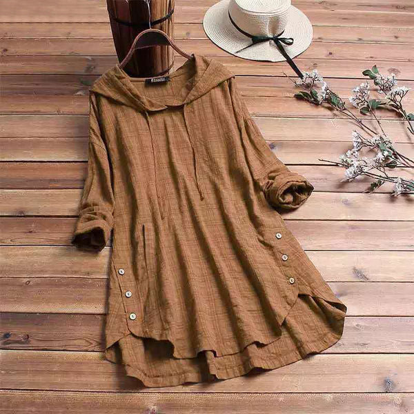 Classic Vintage Blouse with a Flattering Fit