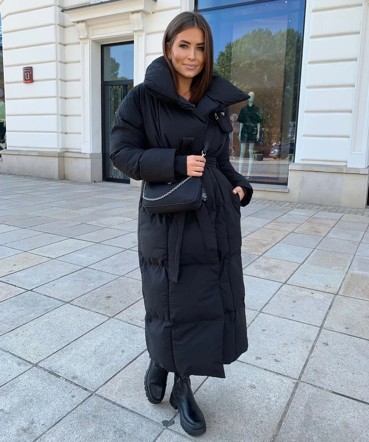 Effortlessly Elegant Coat with a Timeless Design