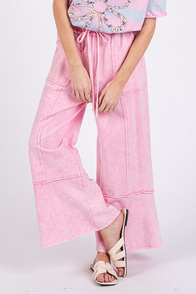 Classic Vintage Trousers with a Flattering Fit