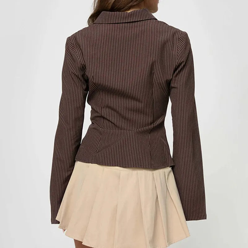 Classic Vintage & Enduringly Stylish Blouse