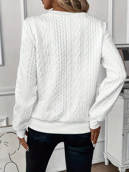 Elegantly Styled Pullover for Everyday Wear