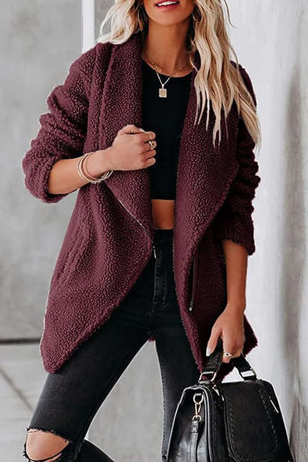 Elegantly Styled Jacket for Everyday Wear