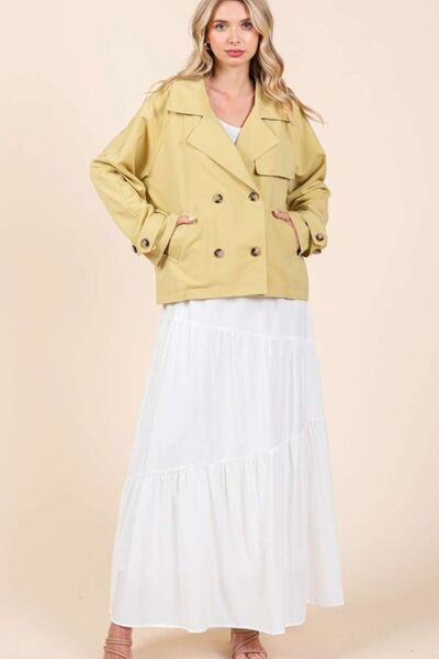 Elegantly Styled Coat for Everyday Wear