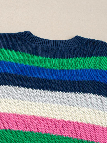 Well Tailored Sweater with a Graceful Silhouette