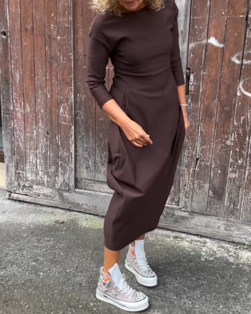 Sophisticated Dress with a Clean Classic Look