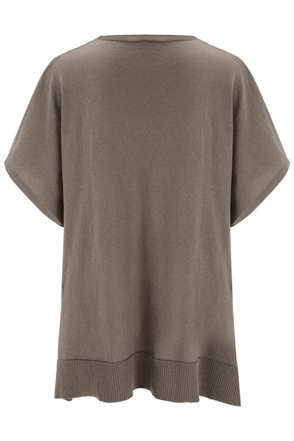 Effortlessly Elegant Top with a Timeless Design