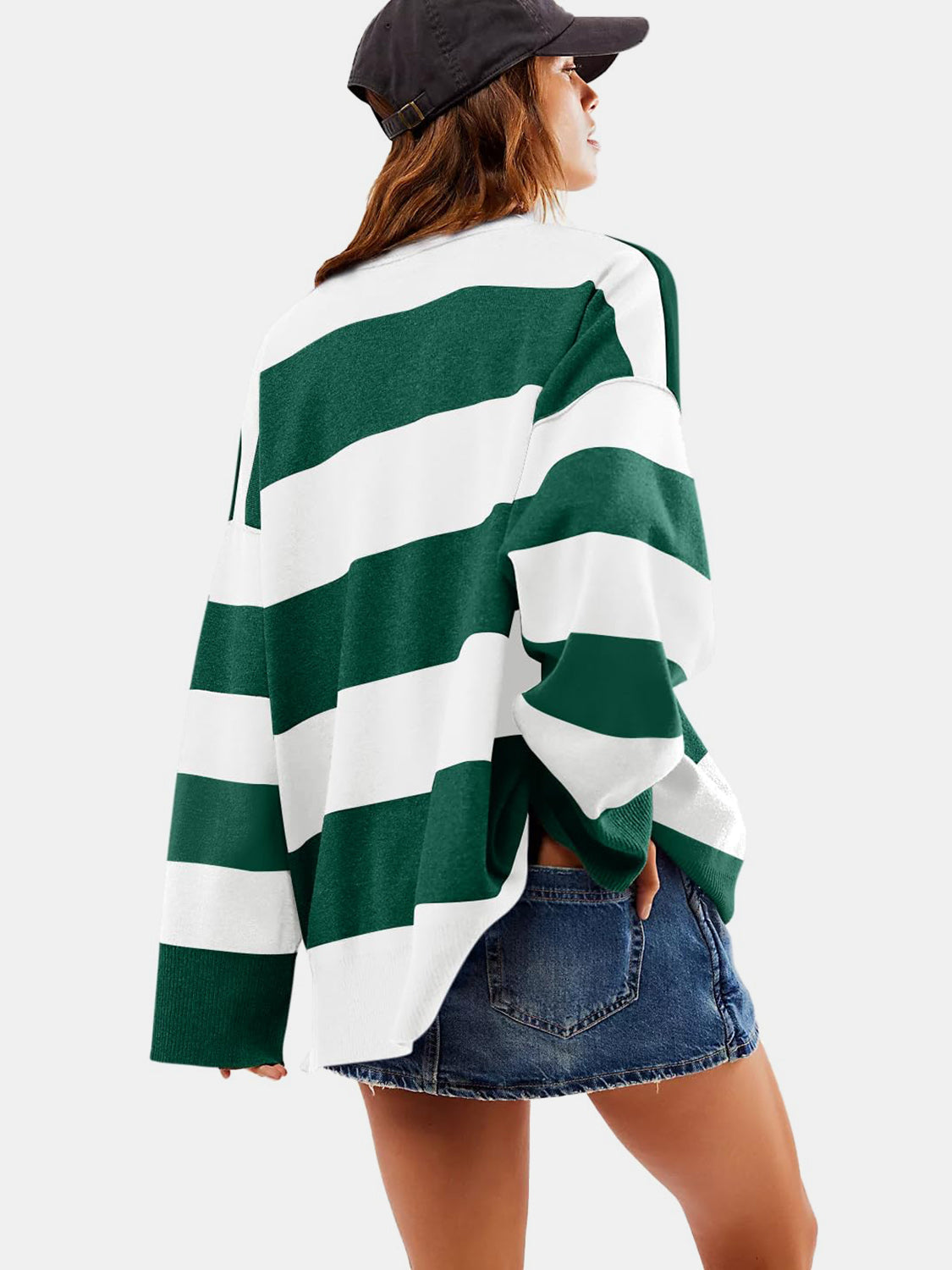 Classic Vintage Sweater with a Flattering Fit