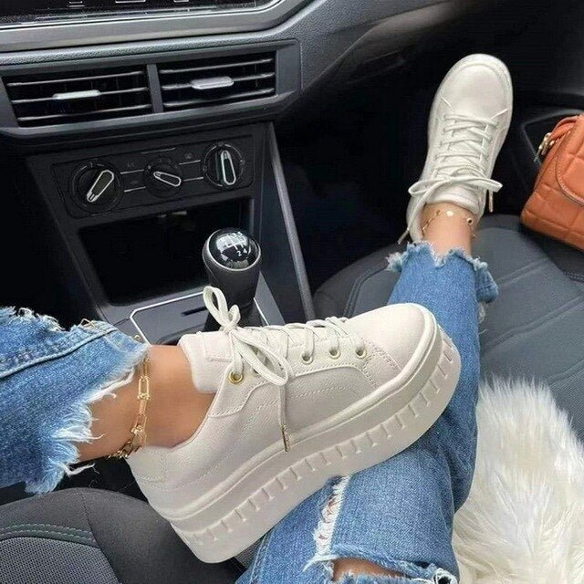 Graceful Orthopedic Shoes for Modern Look
