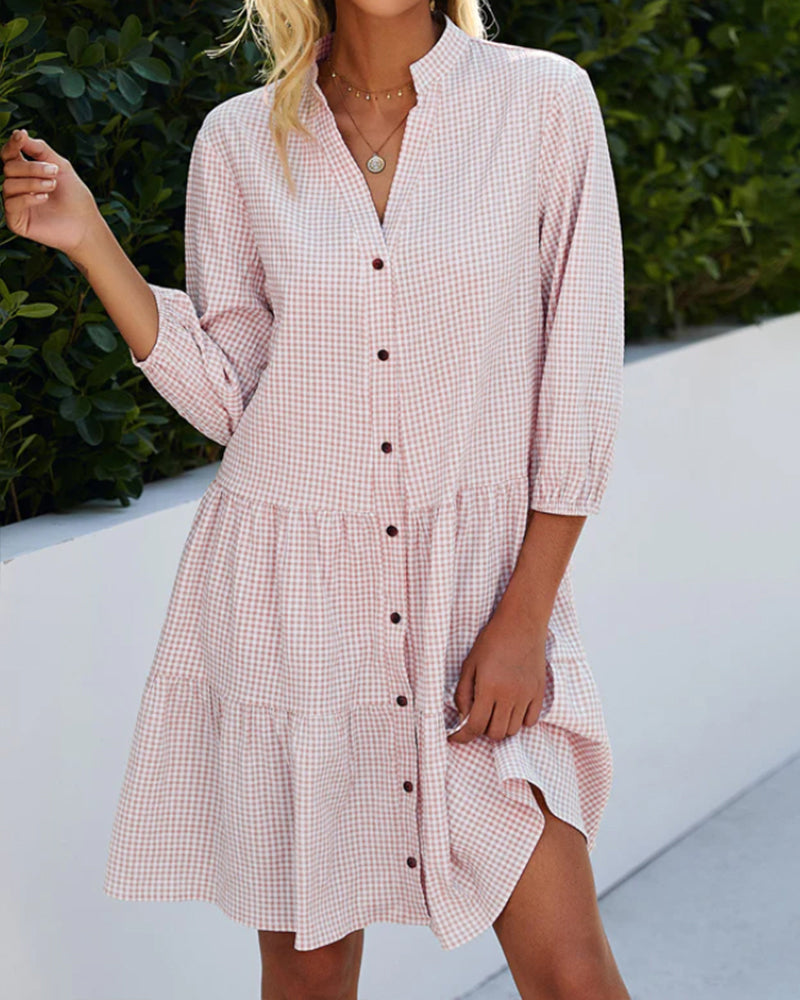 Beautifully Finished Dress in a Timeless Design