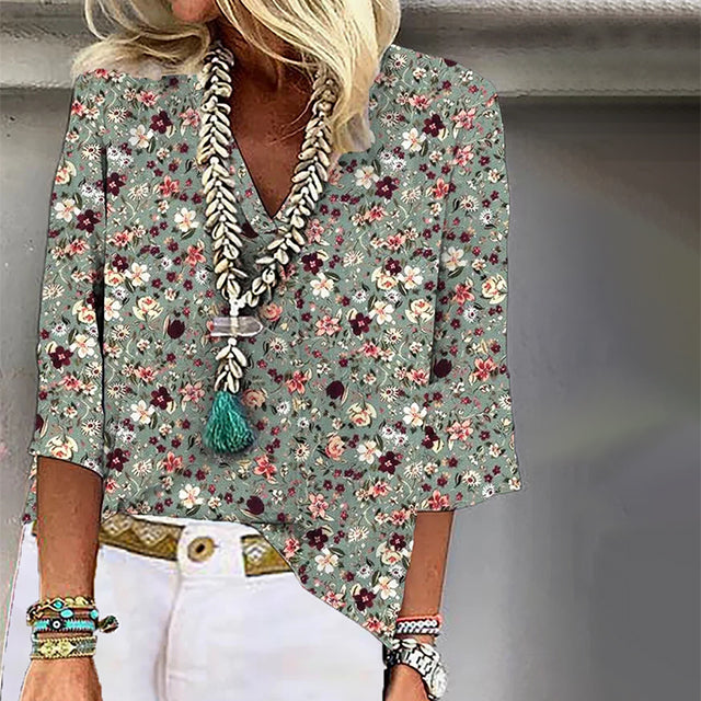 Beautifully Finished Blouse in a Timeless Design