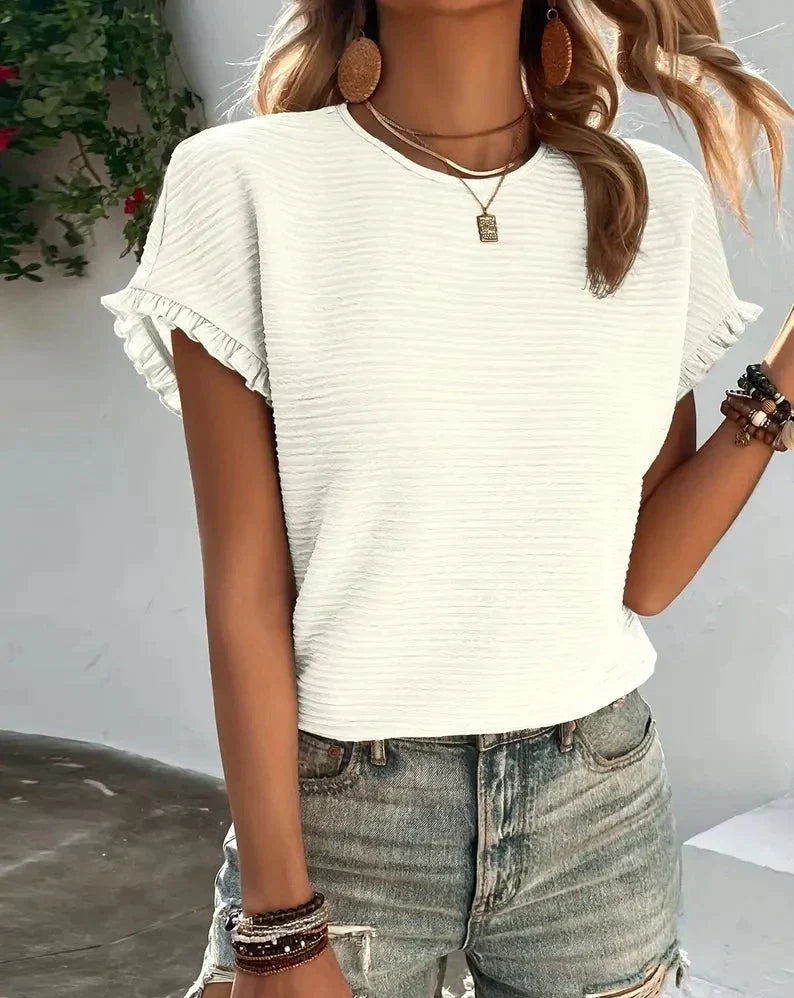 Effortlessly Elegant Shirt with a Timeless Design