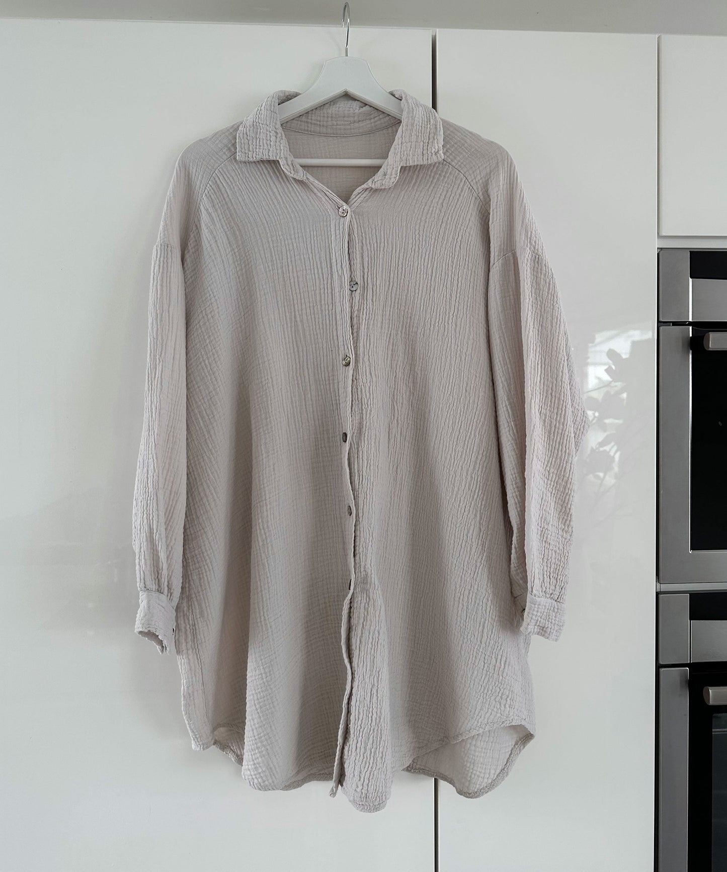 Gracefully Styled Blouse for Any Occasion