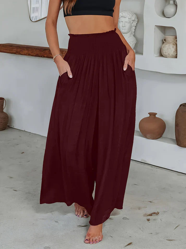 Polished Trousers with an Effortless Classic Look