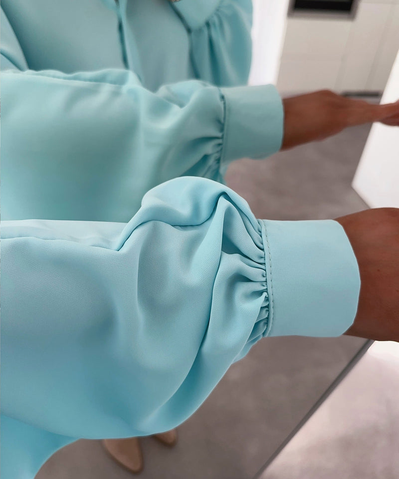 Elegantly Styled Blouse for Everyday Wear
