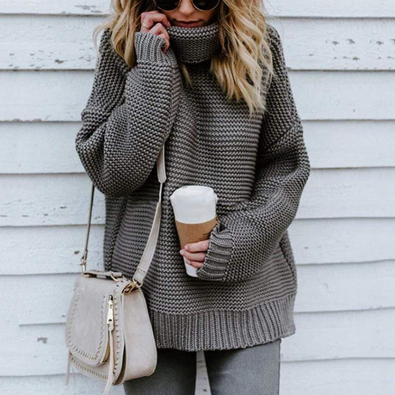 Well Tailored Sweater with a Graceful Silhouette