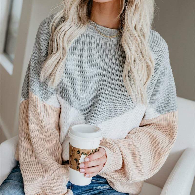 Well Tailored Sweater with a Graceful Silhouette