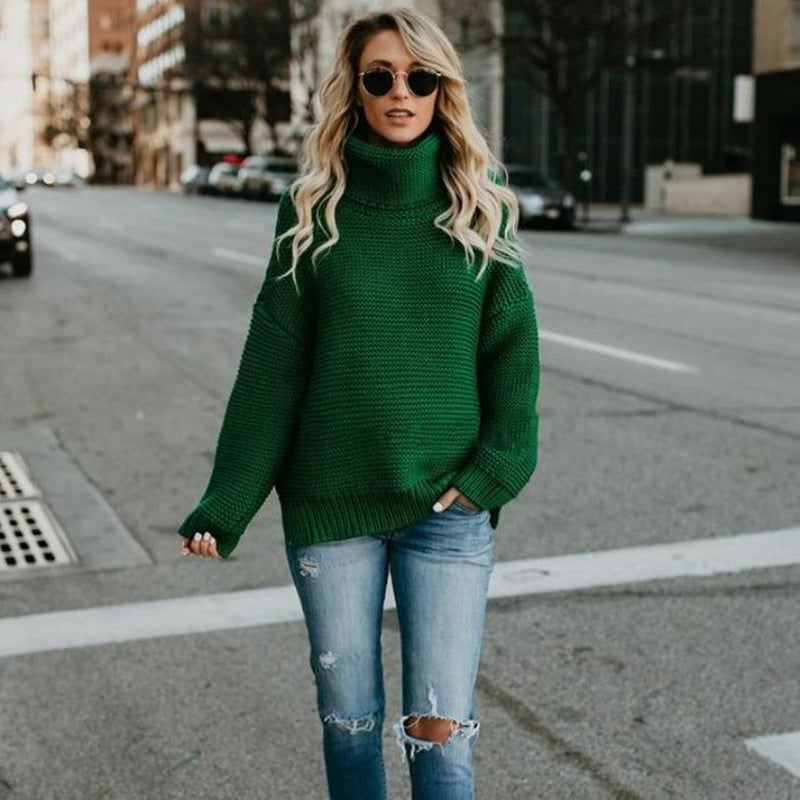 Well Tailored Sweater with a Graceful Silhouette