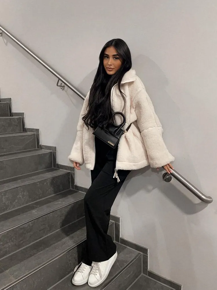 Beautifully Crafted Coat in a Classic Style
