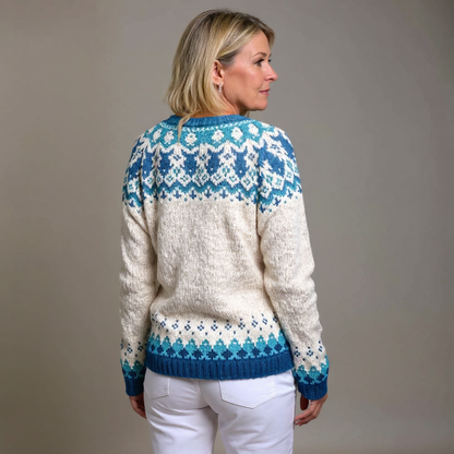 Effortlessly Elegant Cardigan with a Timeless Design