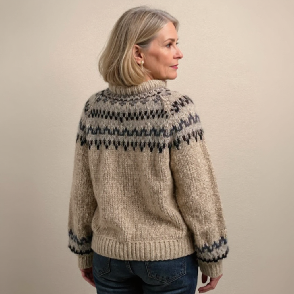 Effortlessly Elegant Sweater with a Timeless Design