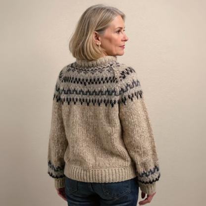 Effortlessly Elegant Sweater with a Timeless Design
