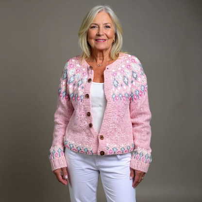 Effortlessly Elegant Cardigan with a Timeless Design