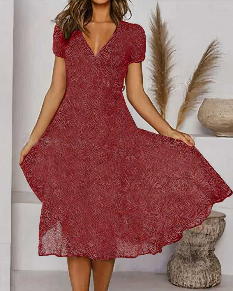 Classic Vintage Dress with a Flattering Fit