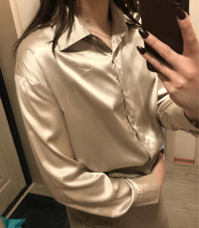 Classic Vintage & Enduringly Stylish Blouse