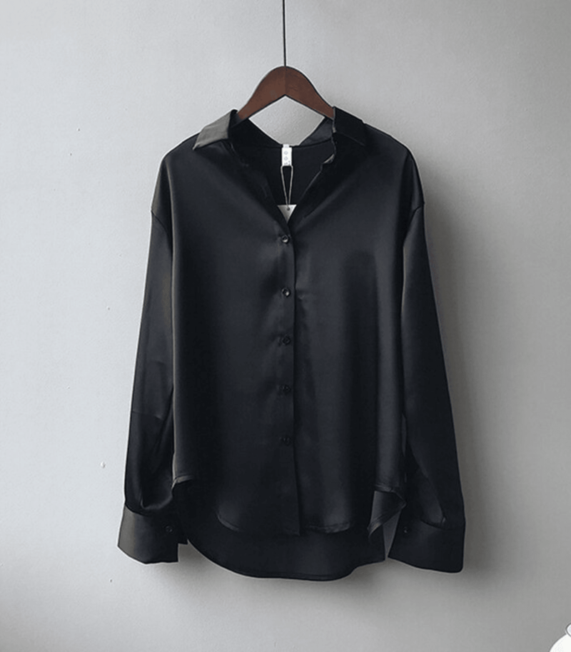 Classic Vintage & Enduringly Stylish Blouse
