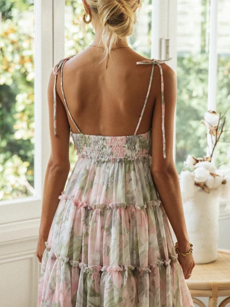 A Vintage Style Dress with Delicate Timeless Details