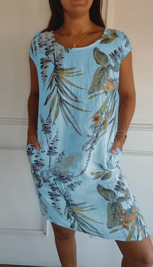 Gracefully Styled Dress for Any Occasion