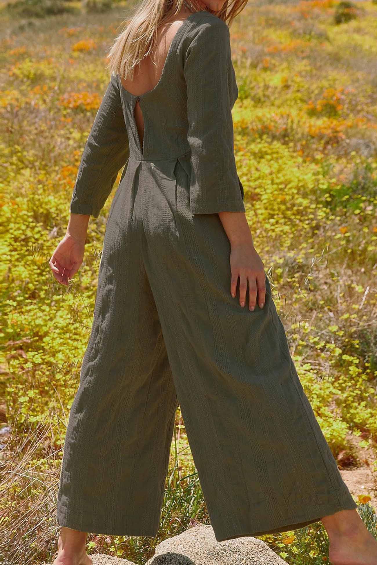 Well Tailored Garment with a Graceful Silhouette