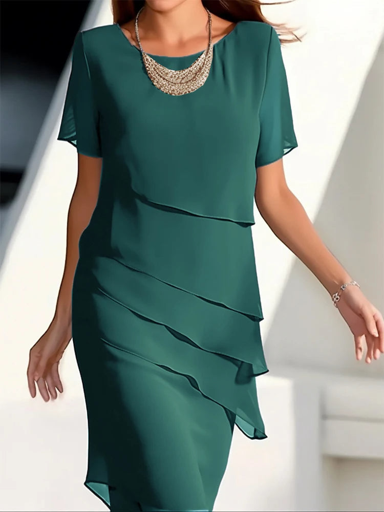 Sophisticated Dress with a Clean Classic Look