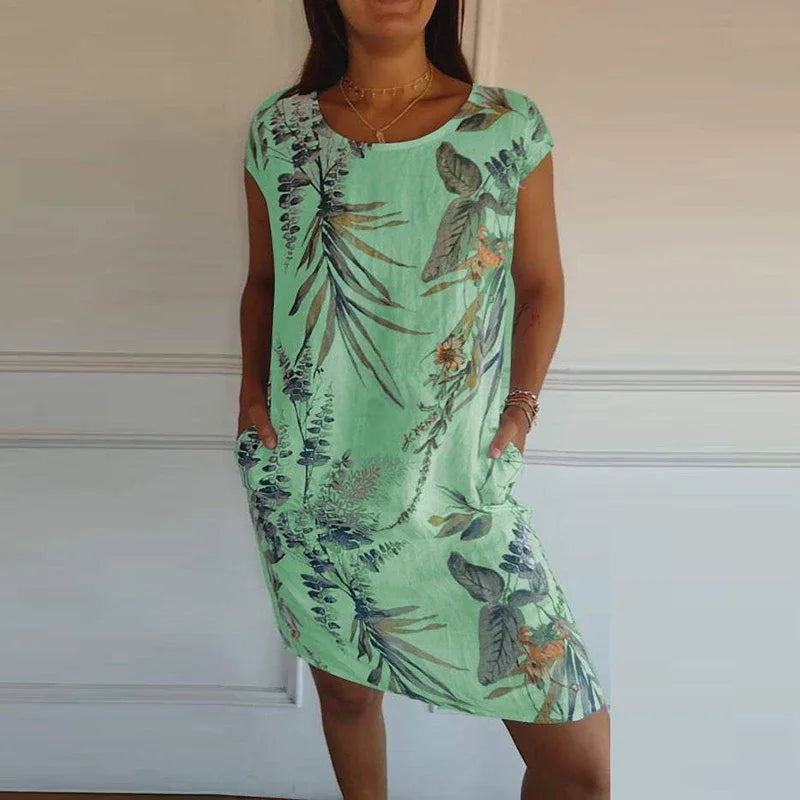 Well Tailored Dress with a Graceful Silhouette