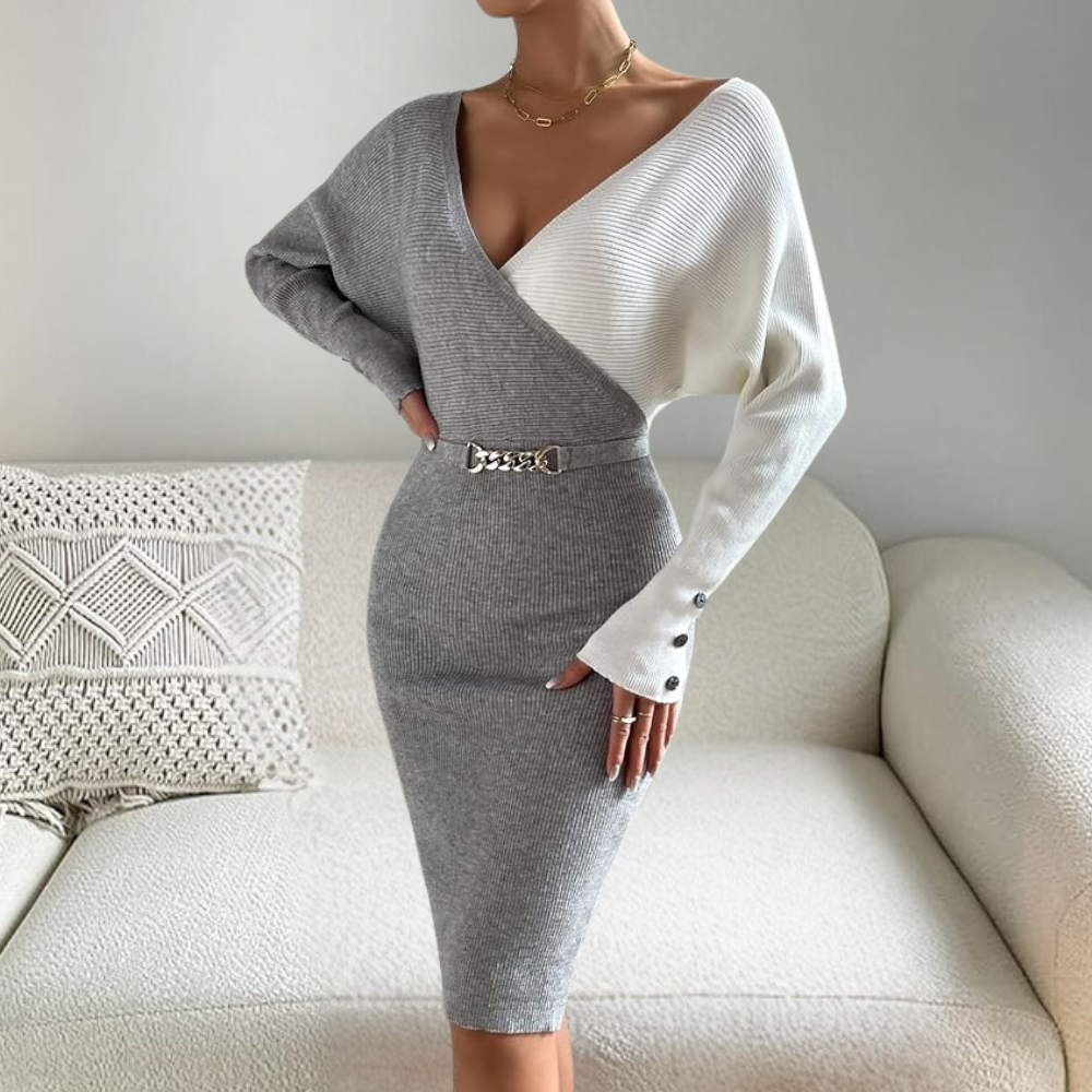 Classic Vintage Dress with a Flattering Fit