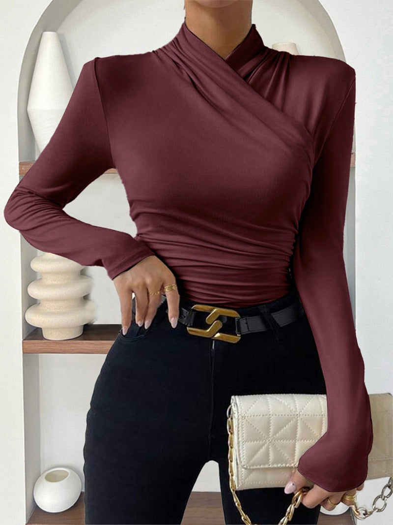 Well Tailored T-Shirt with a Graceful Silhouette