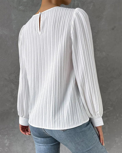 Classic Vintage Blouse with a Flattering Fit