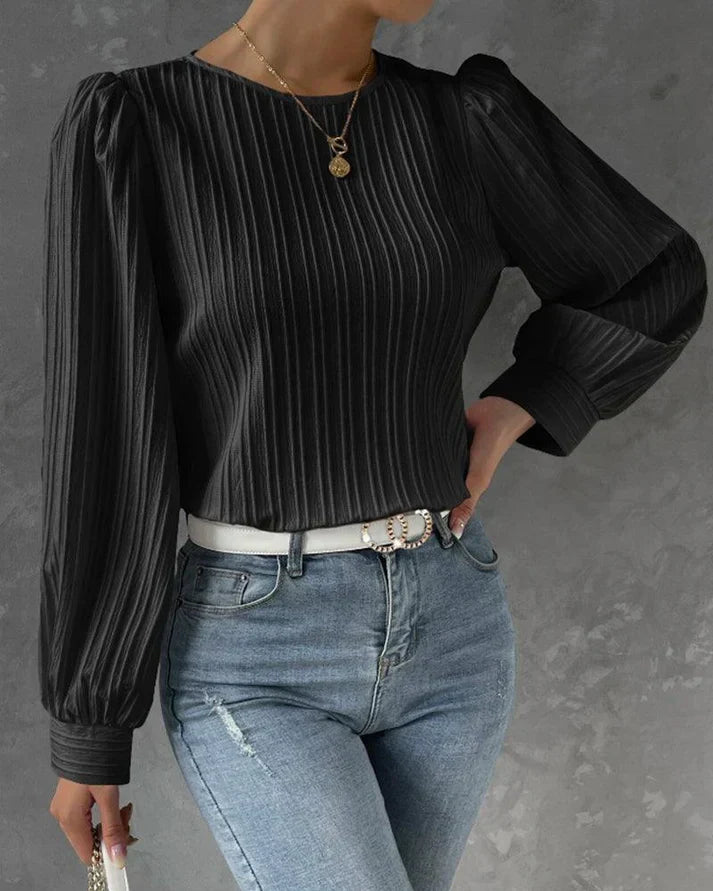 Classic Vintage Blouse with a Flattering Fit